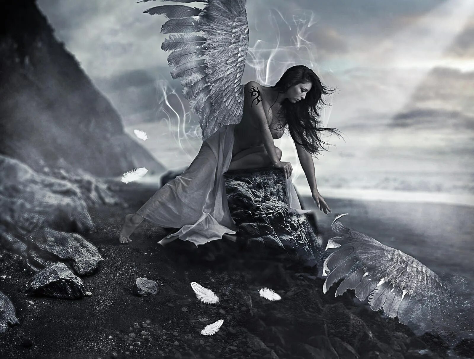 Сломанные крылья louna. Девушка - ангел. Девушка с крыльями. Черный ангел. Ангел с крыльями.
