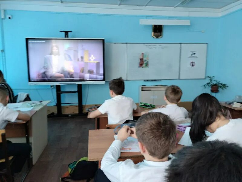 школа 9 благодарный