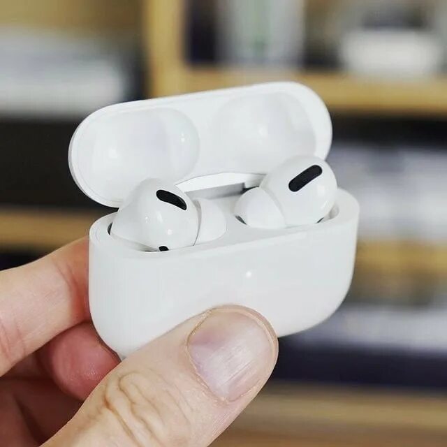 Dynamic pods. Беспроводные наушники apple airpods pro 2. наушники airpods pro с айфоном. наушники беспроводные apple airpods 4 pro. аирподс 3.