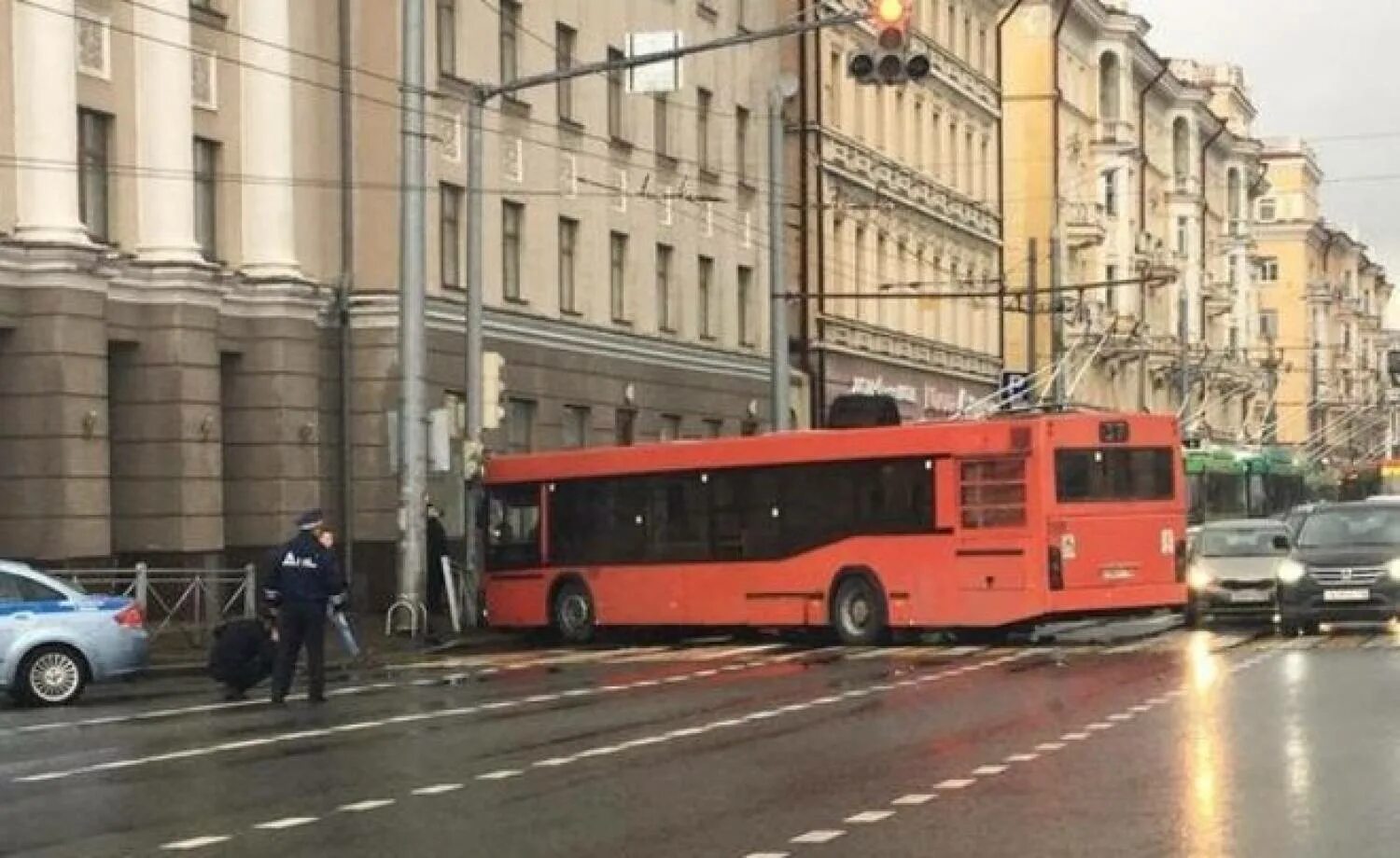 Автобусы казань петербург. ИП Гилязов Казань автобус. Гилязов 37 автобус Казань.