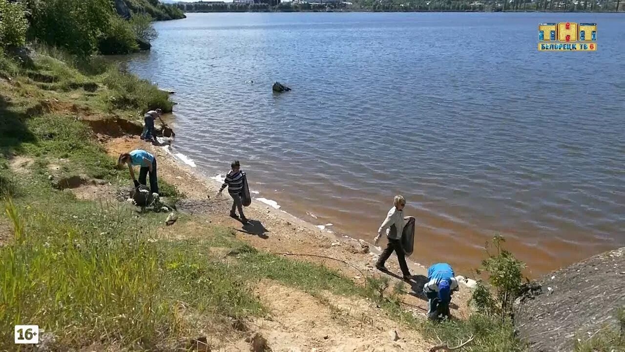 Белорецк вода. Пляж Белорецк 2022. Городской пляж Белорецк. Новый пляж Белорецк. Пруд Белорецк пляж новый.