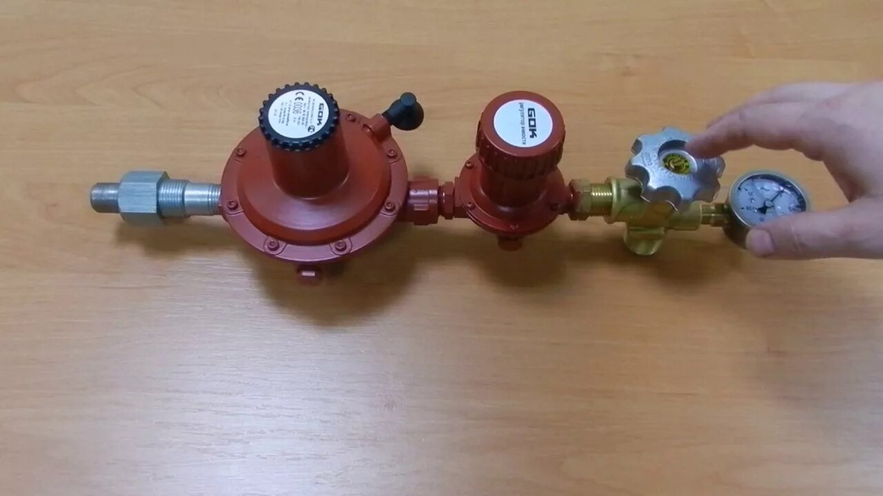 Редуктор для газгольдера. Редуктор для газгольдера. Регулятор давления gok. Регулятор давления тип 052 gok. Газовый редуктор gok для газгольдера.