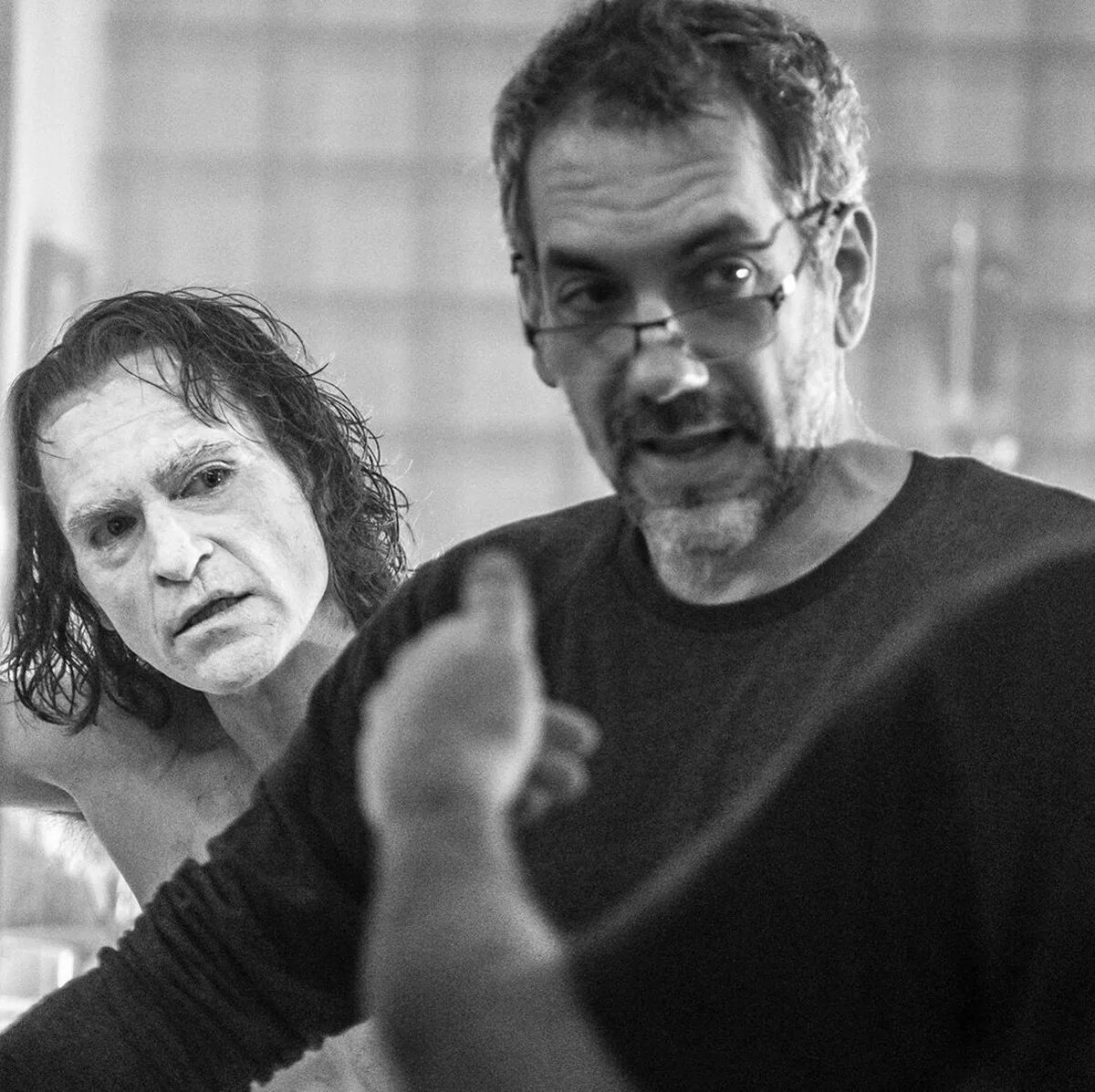 Хоакин феникс джокер съемки. Джокер фильм 2019. Джокер 2019 кадры из фильма. Хоакин феникс джокер. Джокер кадры.