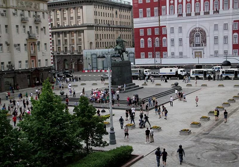 Тверская пл. Тверская площадь Москва. Тверская площадь Казаков. Тверская площадь лето. Тверская площадь 79.