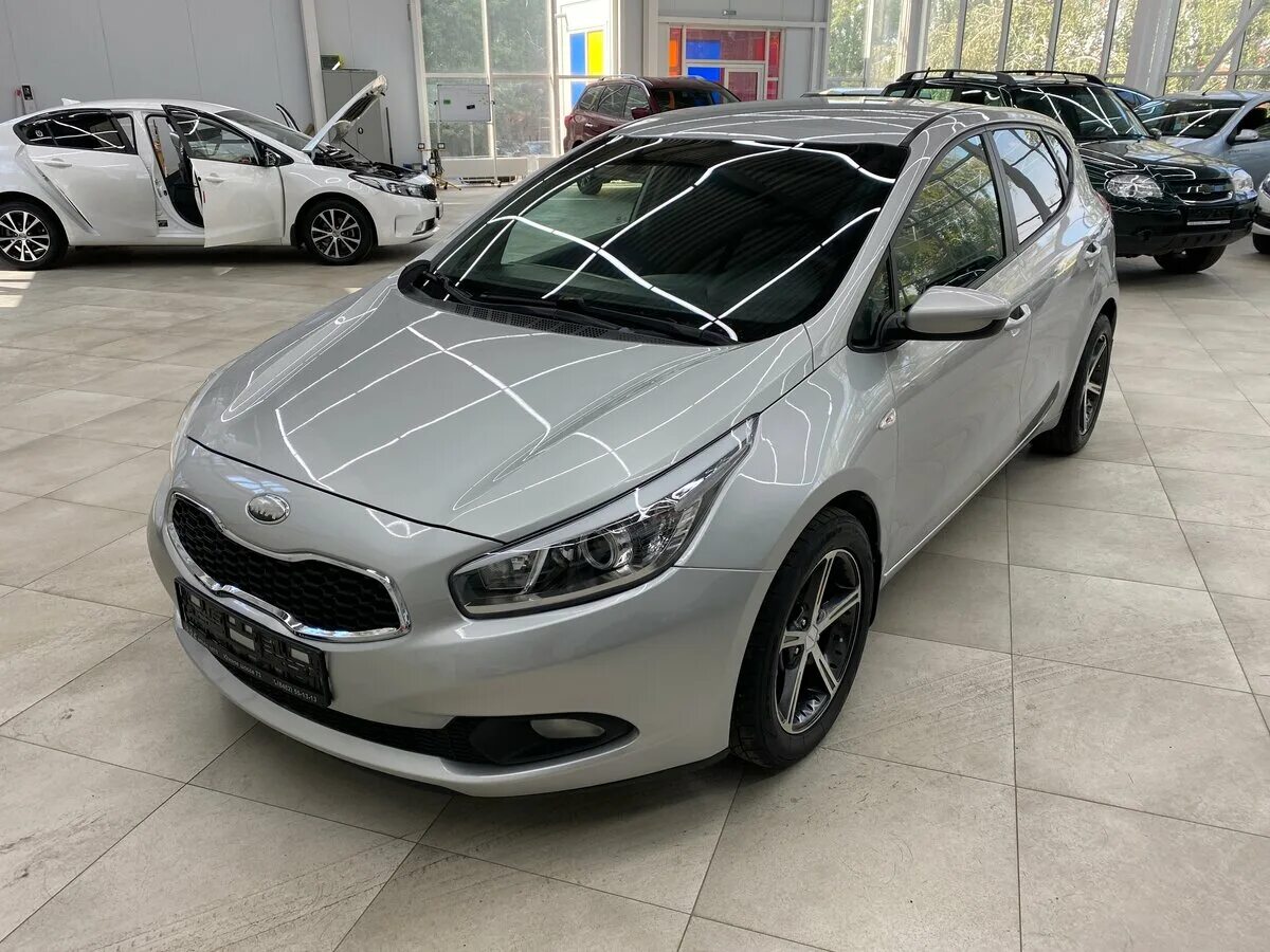 Drom Kia Ceed. Инструкция автомобиля Киа Сиид 2013 3д.