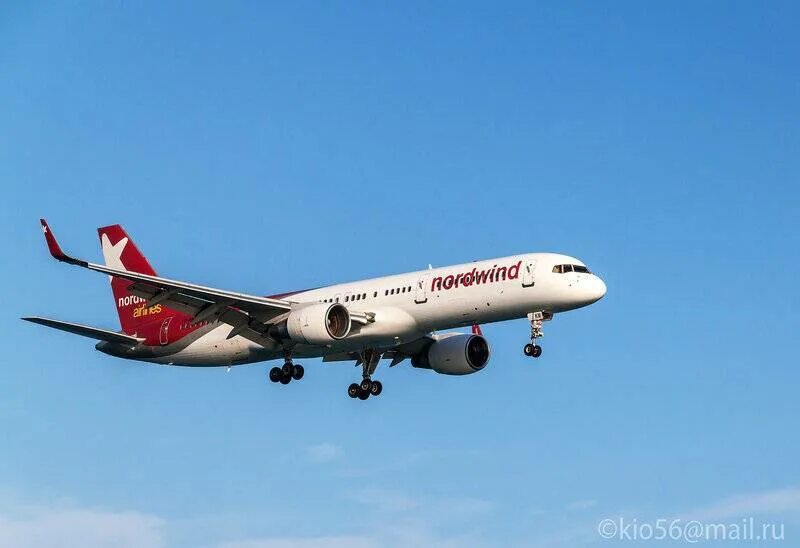 Северный ветер авиабилеты самолеты. Северный ветер (Nordwind Airlines). Авиакомпания Nordwind Airlines самолеты. Норд Винд авиакомпания самолеты. A320 Nordwind.