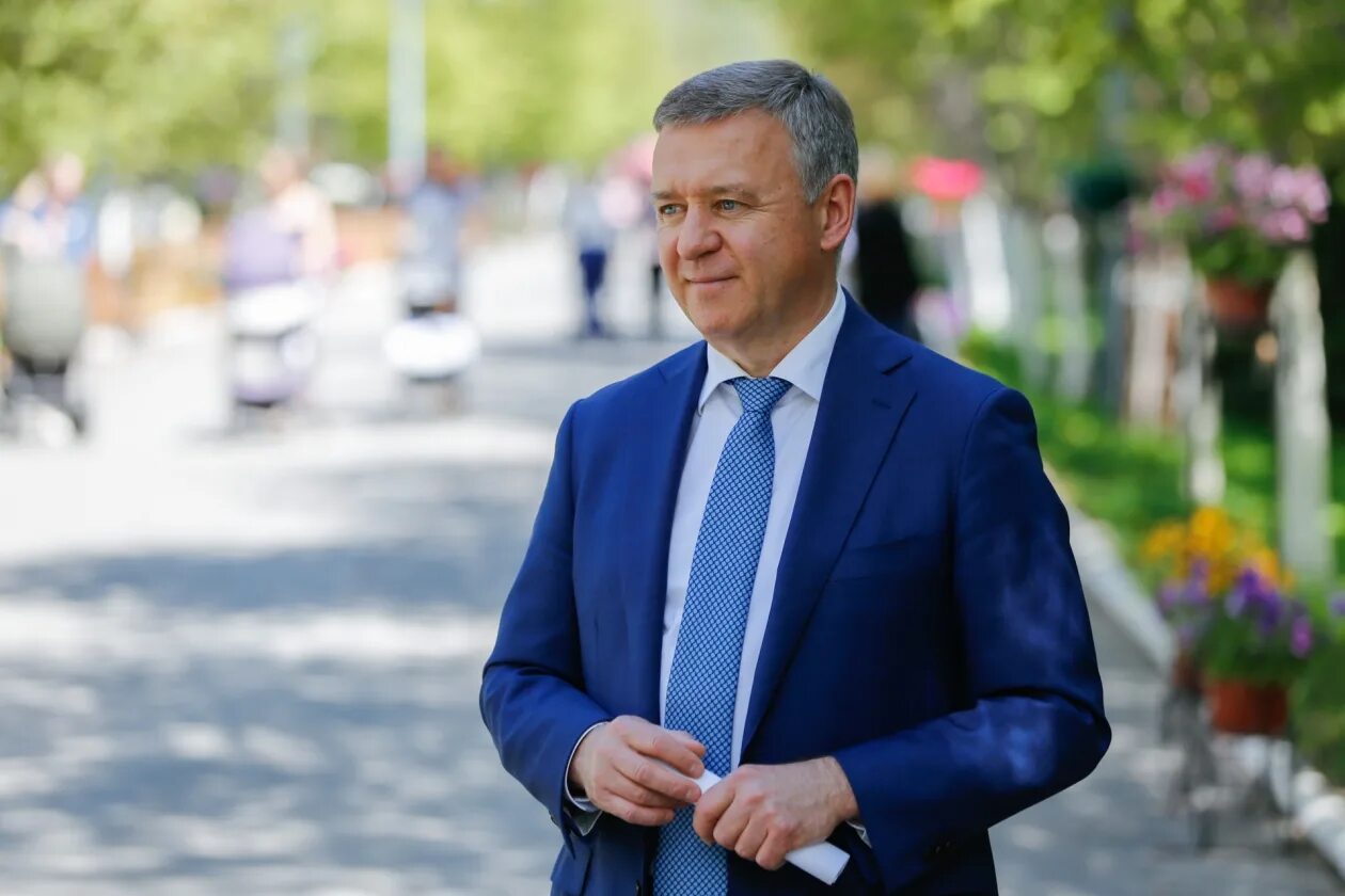 Сахалинский мэр. Коросташовец южно сахалинск. Сахалинский мэр. Сахалинский мэр. Сахалинский мэр.