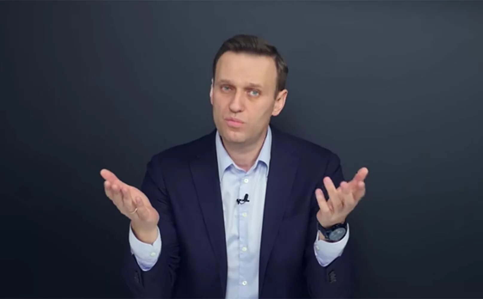Навальный фото. Навальный 1920 1080. Ютуб новости политики свежие