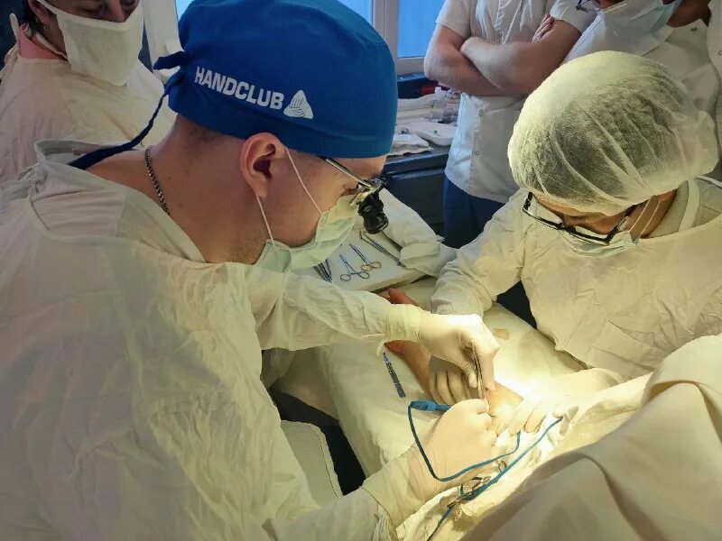 консультация кистевого хирурга