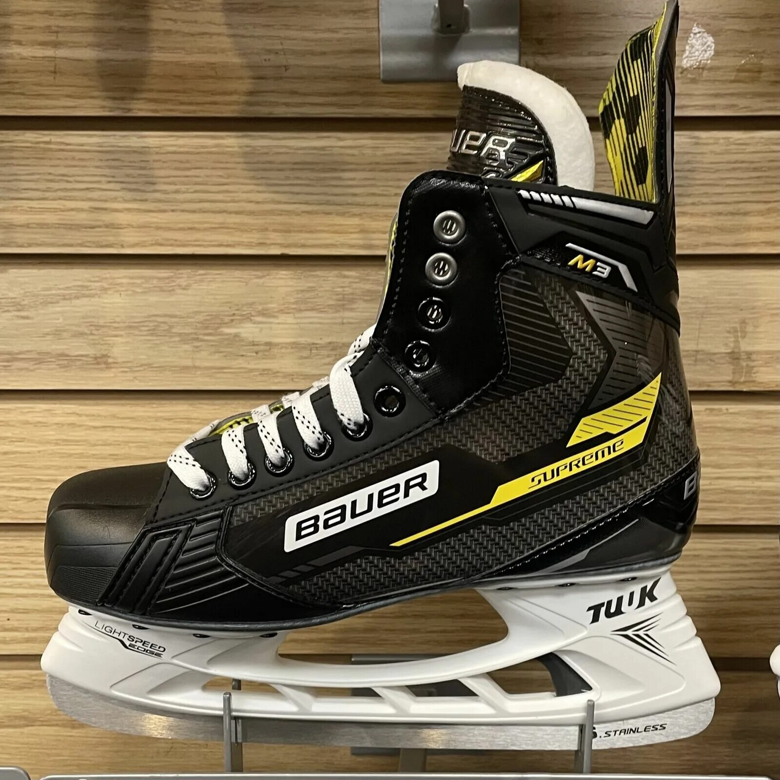 Купить коньки bauer supreme. Коньки Bauer Supreme m3. Коньки хоккейные Bauer Supreme SR. Nike Bauer Supreme one 95. Bauer Supreme m5 Pro.