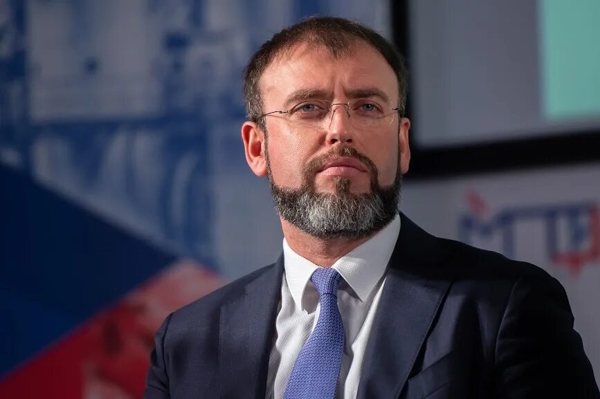 Фонд развития. Фонд развития промышленности руководитель роман петруца. Хоценко павел. Петруца роман васильевич фрп. Директор фрп роман петруца.