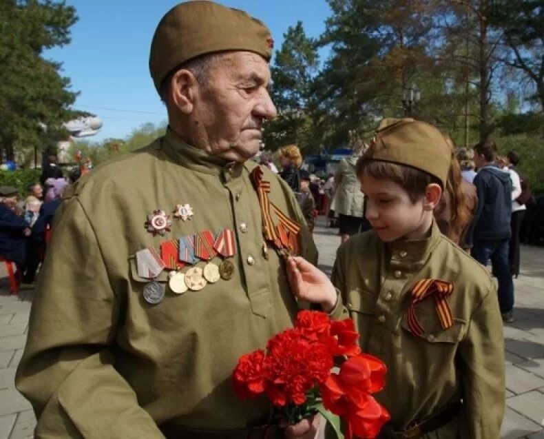 Конкурс лицо победы. Ветераны и дети. 9 мая день победы ветераны. День победы поколения. Встреча школьников с ветеранами.