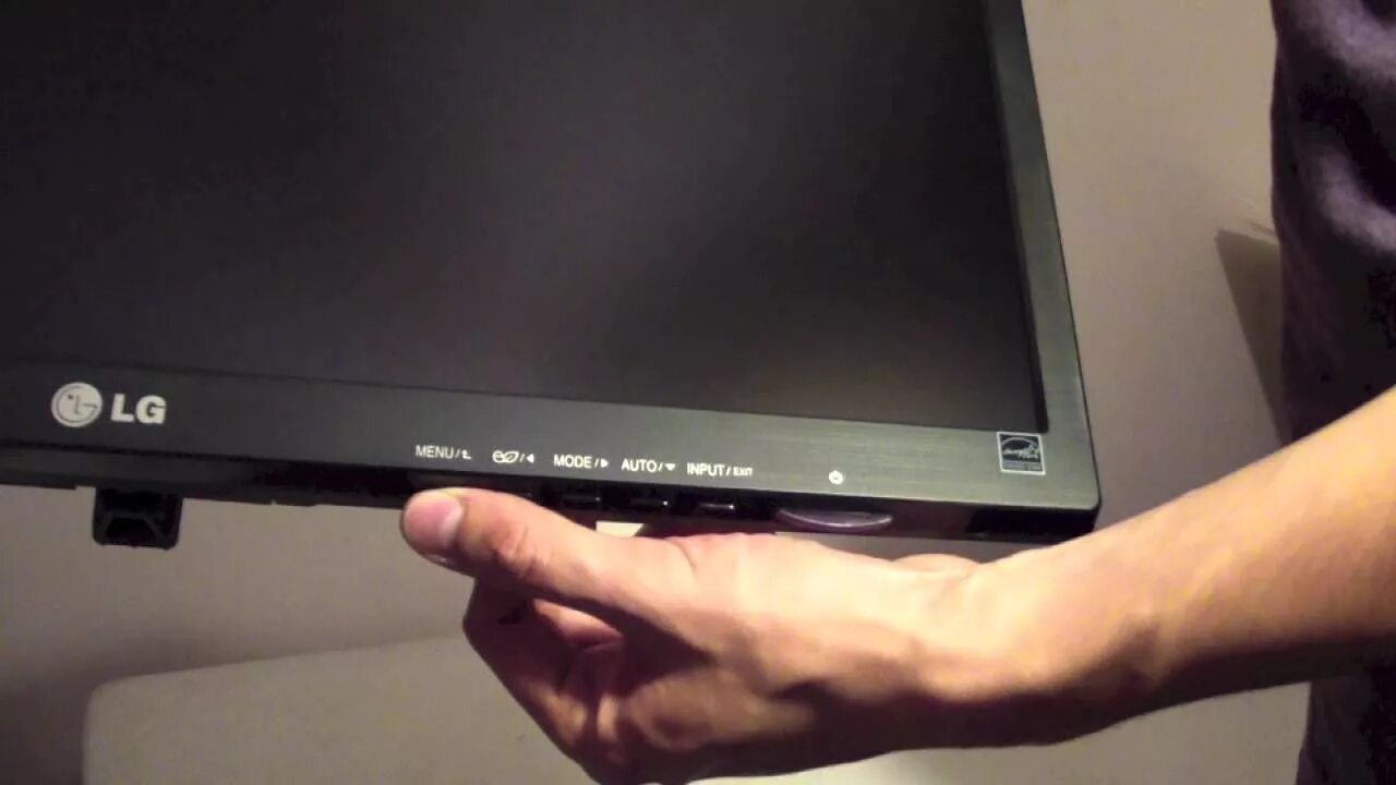 Где находится монитор компьютера. Монитор 22&quot; lg e22en42s,. монитор 22&quot; lg 2242s,. монитор lg flatron e2341. lg flatron e2242.