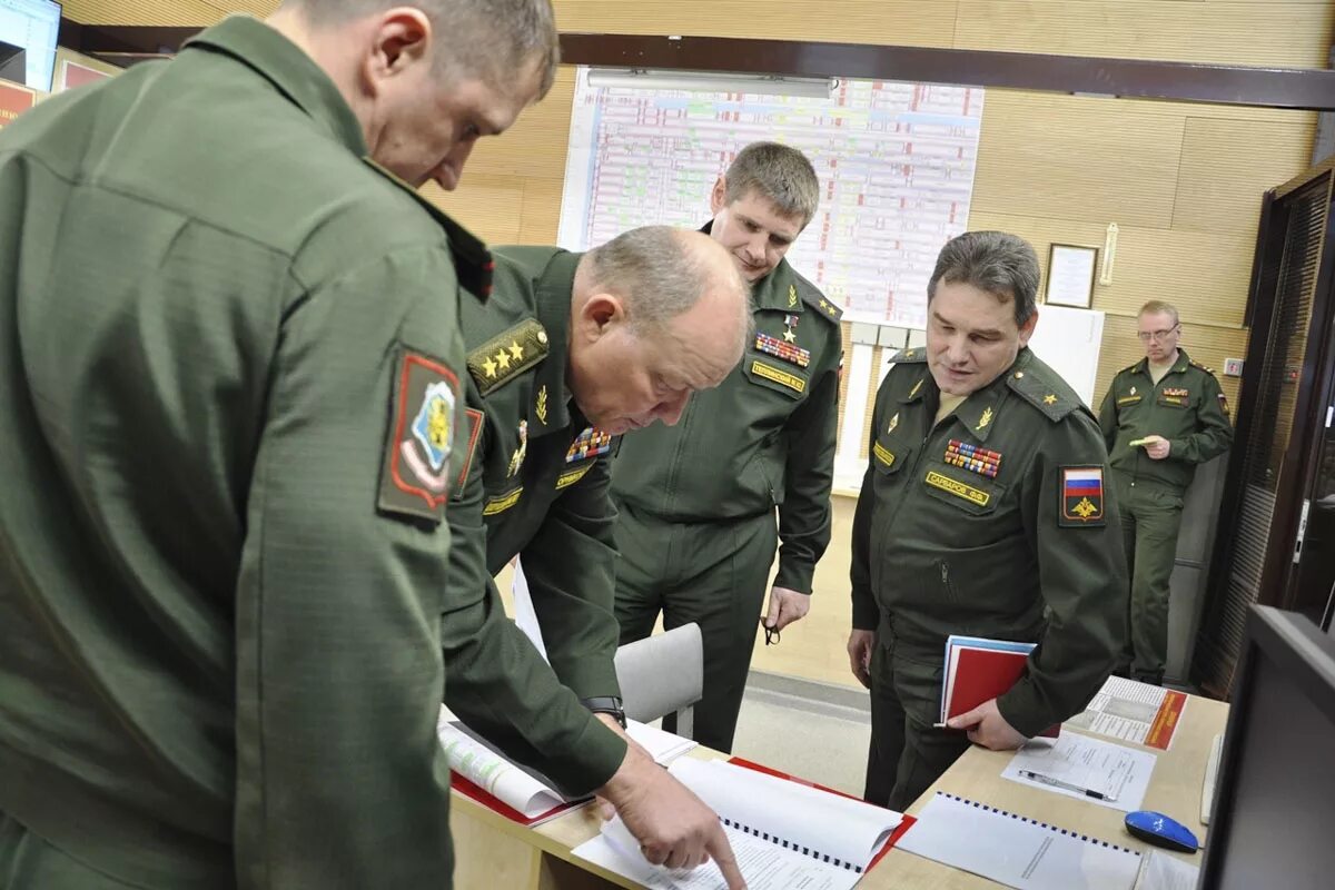 Полковник Григоренко штаб ЮВО. Штаб армии Южного военного округа. Офицер штаба округа. Управление Министерство обороны Южного военного округа. Управление ленинградского военного округа