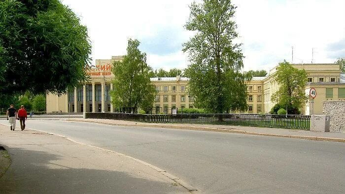 Дворец колпино. Дворец колпино