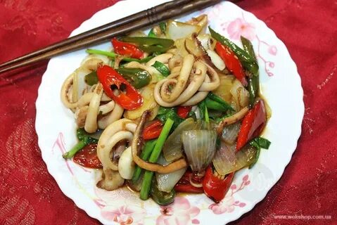 Кальмары с овощами по китайски