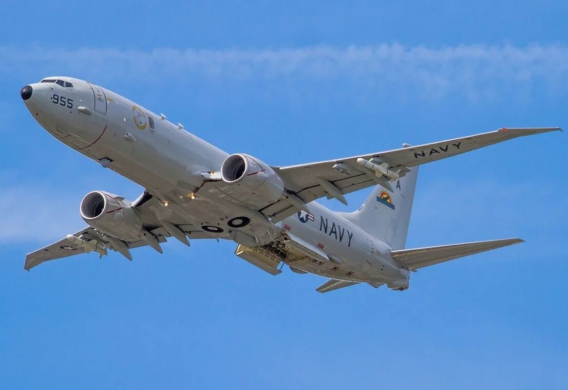 Посейдон сша. P8 Посейдон. P-8a Poseidon. Боинг Посейдон p8. P-8a Poseidon самолет.