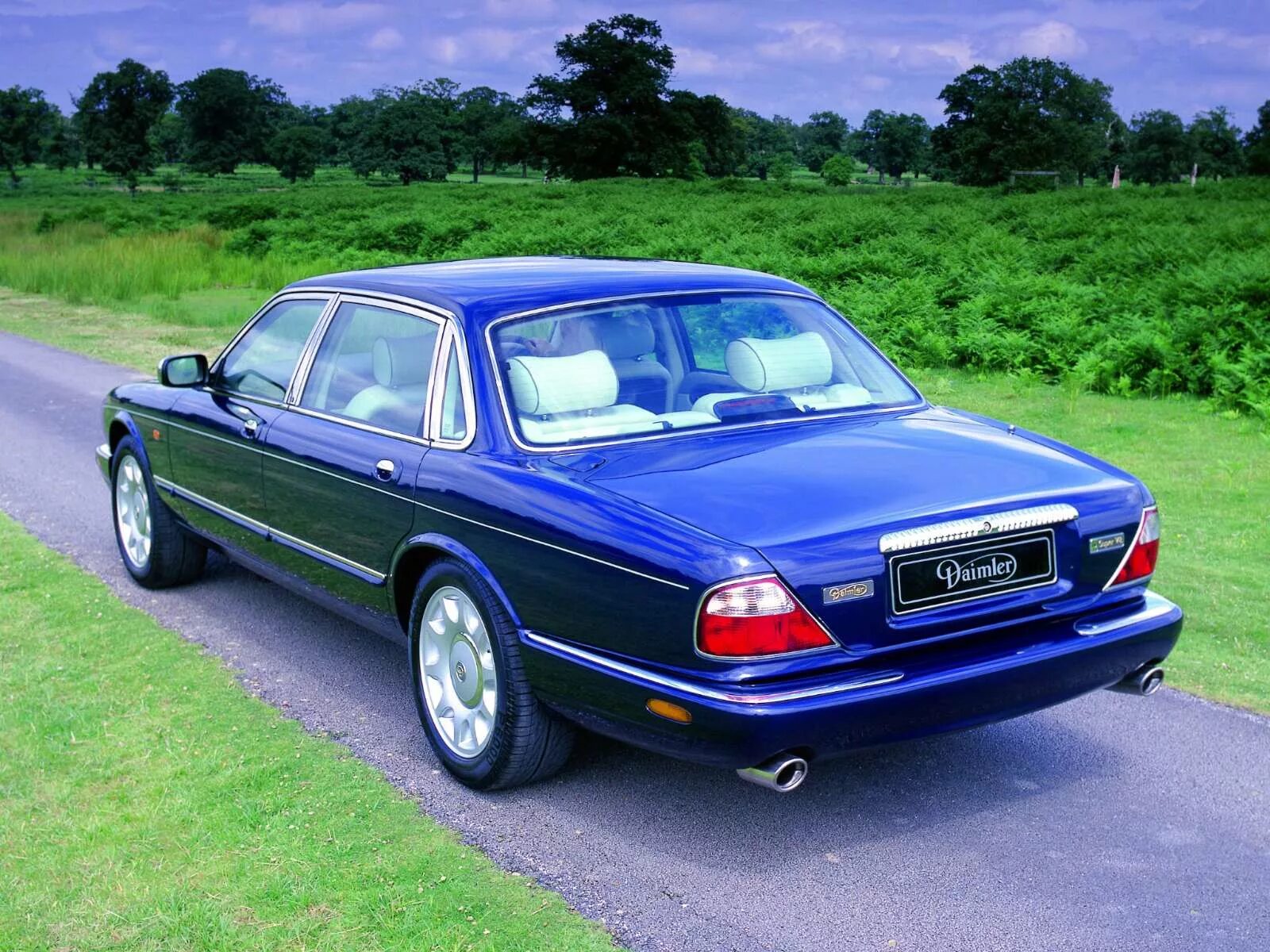 Daimler. Jaguar xj x308 daimler. ягуар xj даймлер. jaguar daimler super v8. ягуар даймлер супер v8 1998.