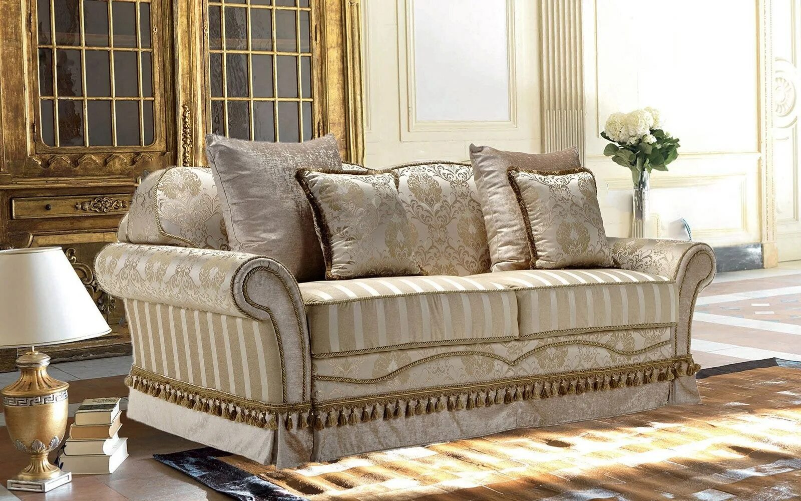 Итальянский диван 3-х местный (кат с,g,кожа) sinfonia фабрик. Диваны в классическом стиле фото. Мебель arredo classic melodia. Treci salotti диван sheep. Фабрика арредо классик италия.