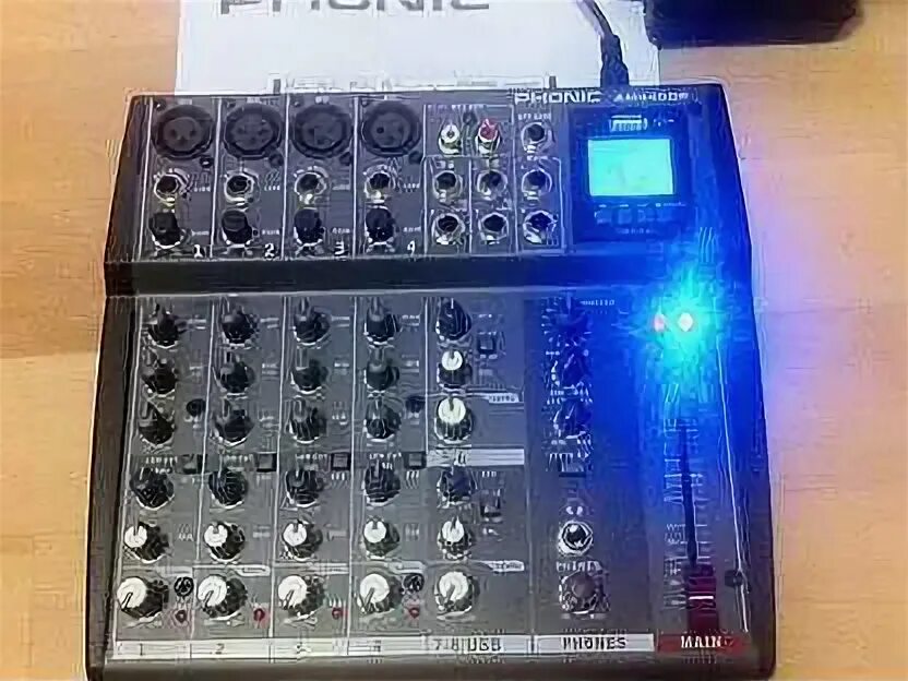 Bg m210 - пульт микшерный. Пульт для soundpad. Микшер 4-х канальный aix. Музыкальная аппаратура беренджер. Микшер с mp3 плеером.