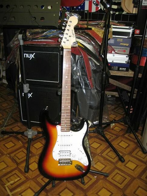 12 струнная акустическая гитара kramer. Акустическая гитара бобровская 5с13. Телекастер 1949. Гитара бу липецк. Акустическая гитара.