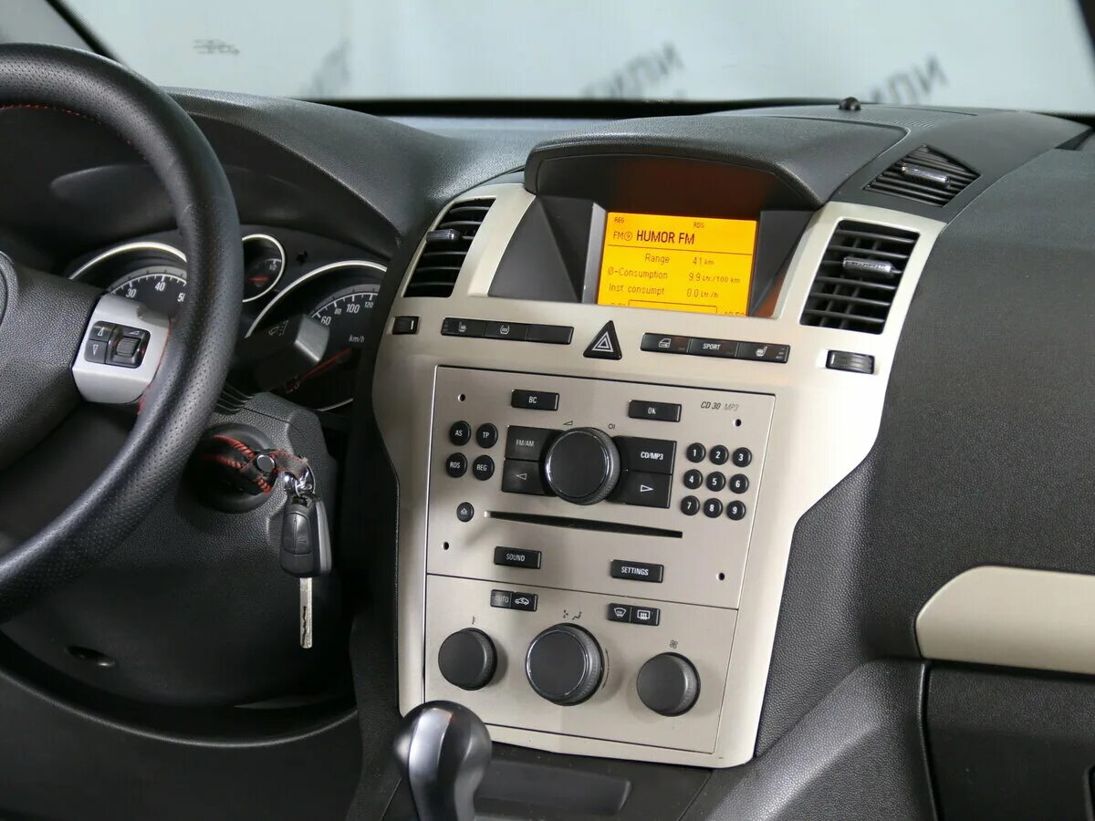 зафира б робот. Opel zafira b 2001 год 2 din. Opel zafira 2008. зафира б робот. Zafira b комплектация космос.