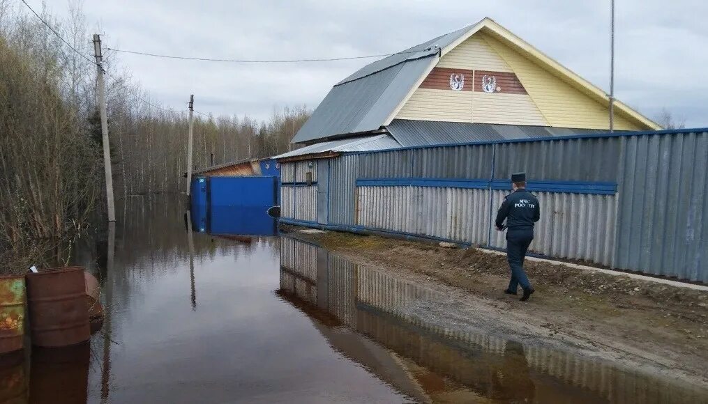 Салым Нефтеюганский район. Река большой Салым. Посёлок Салым ХМАО. Сосьва Березовский район ХМАО.