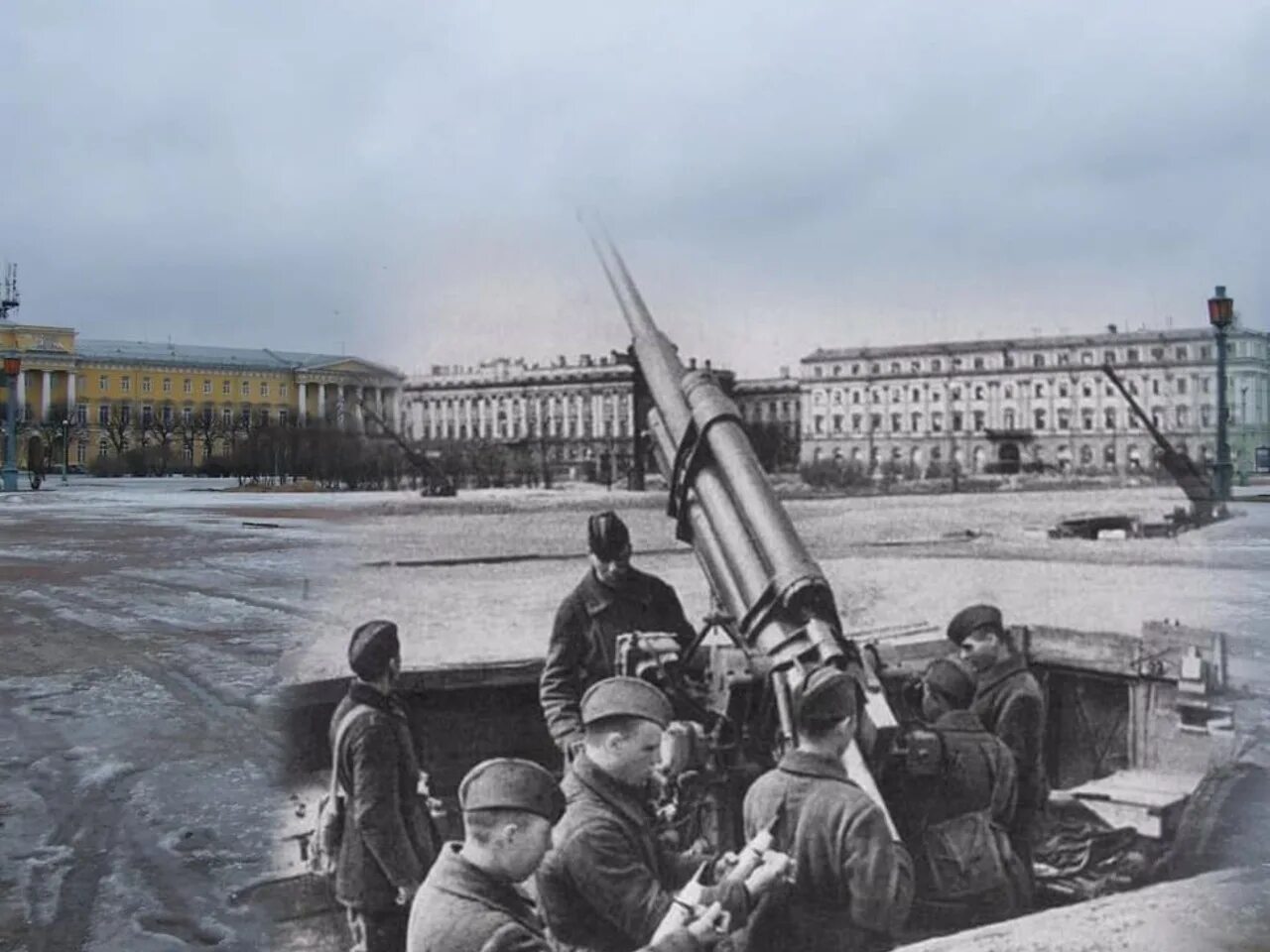Дворцовая площадь 80 лет блокады