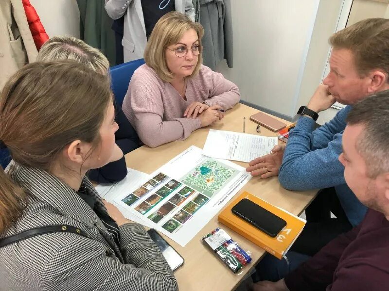 Водитель биржи труда. Работа в россии современный кадровый центр. Вакансии центра занятости гурьевск. Вакансии центра занятости гурьевск. Центр занятости режим работы.