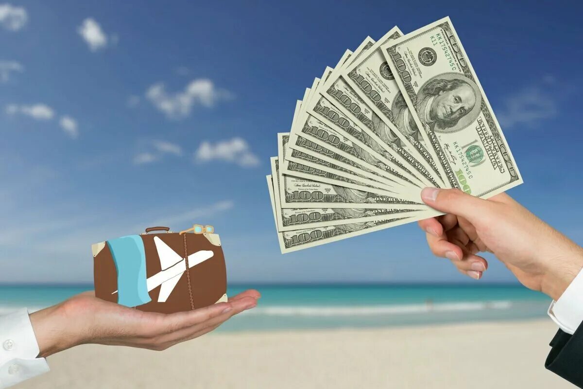 Море денег. Деньги и путешествия. Пляж и деньги. Деньги на отпуск. Заработать путешествуя