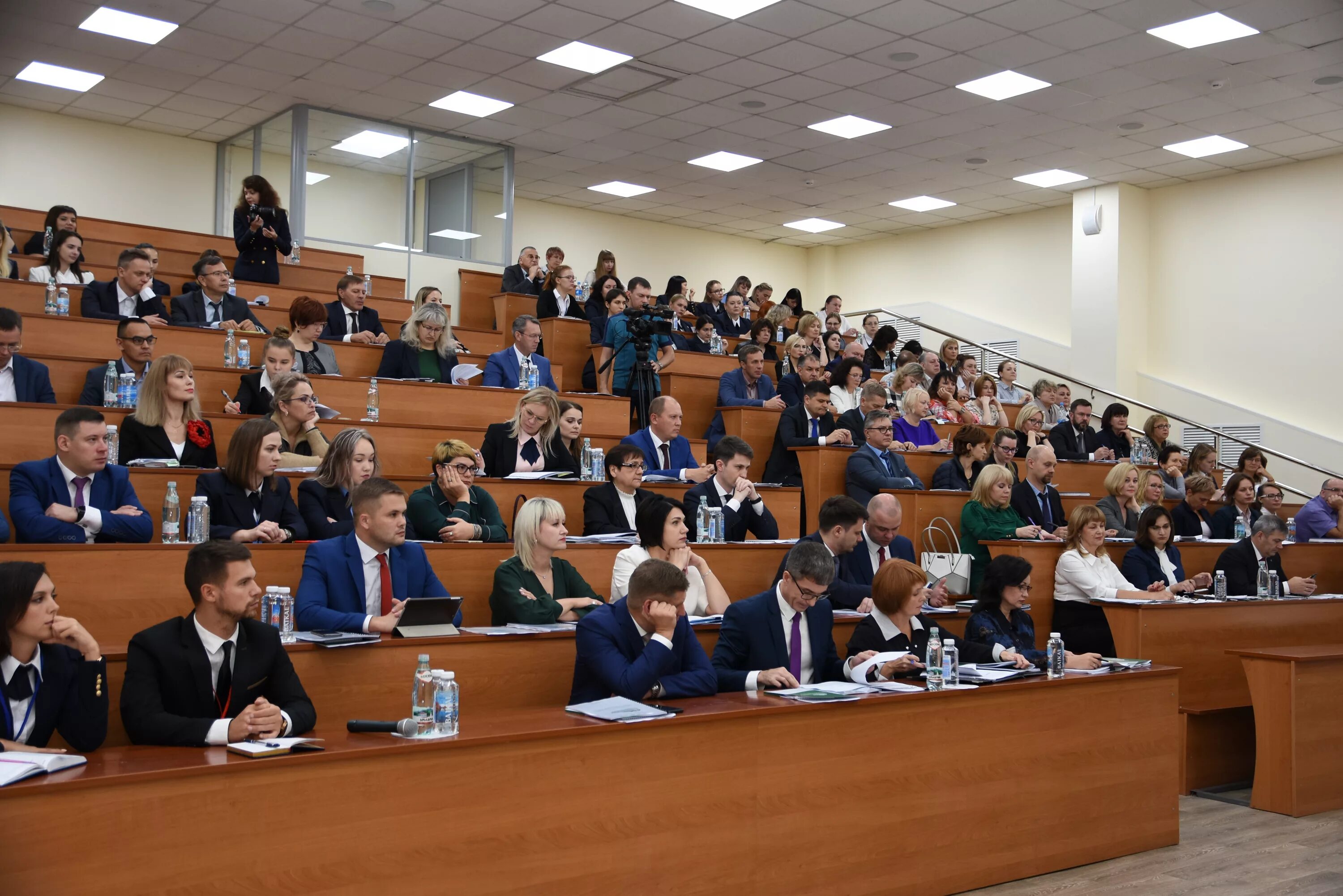 Суд приморского края. Судья саломай арбитражный суд приморского края. Приморский краевой арбитражный суд. Сотрудники арбитражного суда. Приморский краевой суд владивосток.