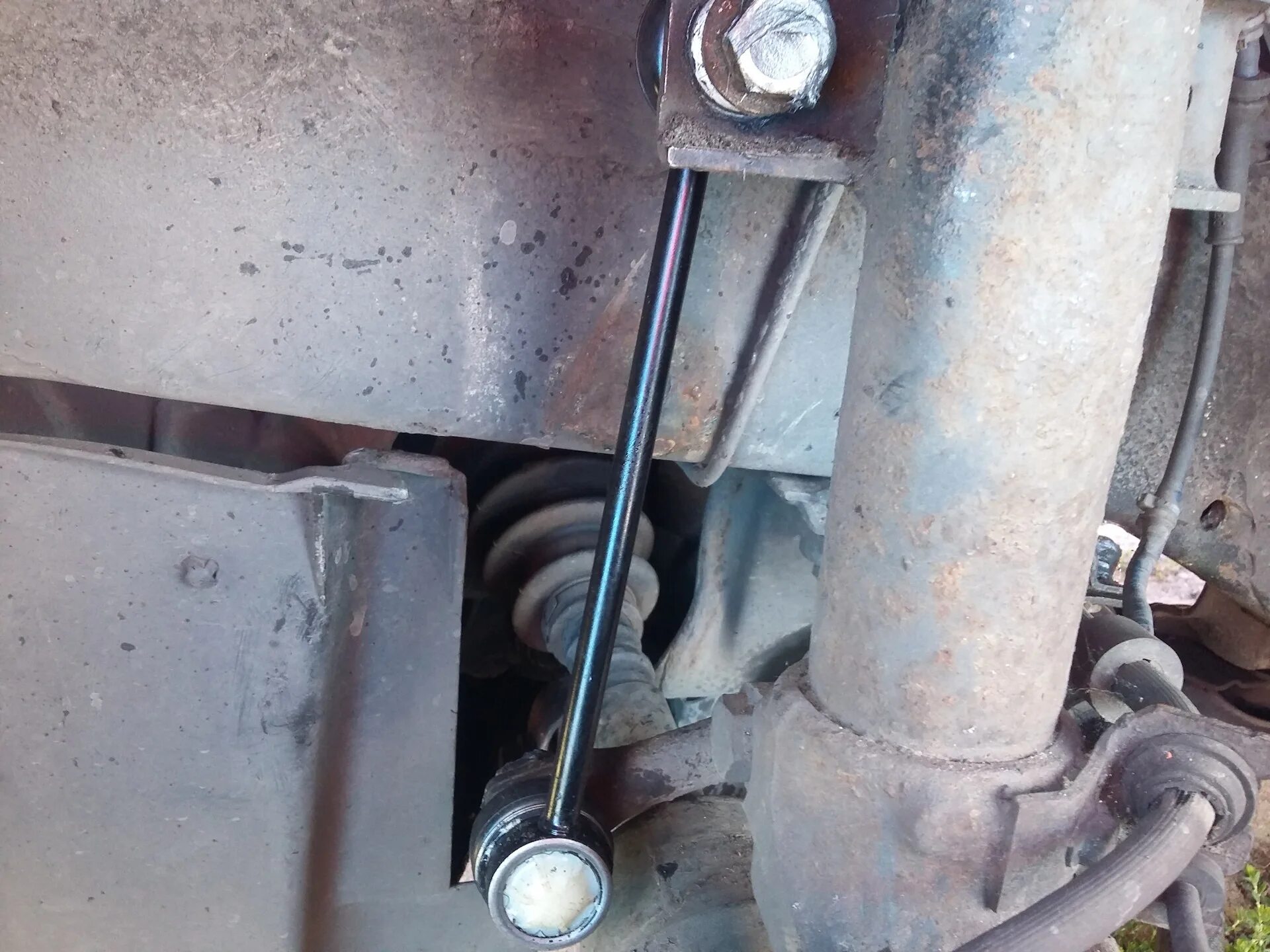 Тяга стабилизатора нива шевроле. Moog тяга стабилизатора opel. Стойки переднего стабилизатора ланос. Как проверить тяги стабилизатора. 5.