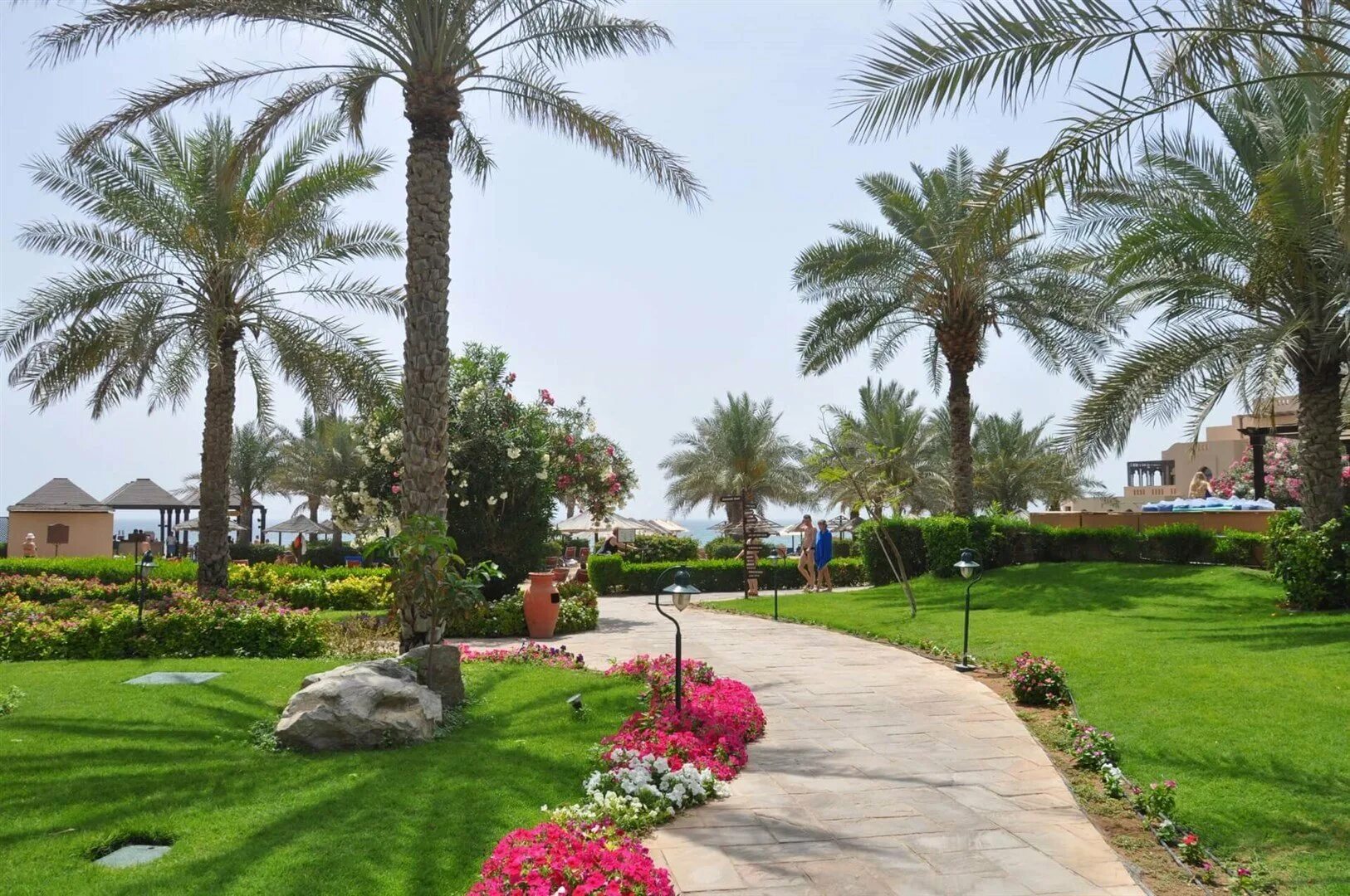 Miramar al aqah beach фуджейра. Дубай мирамар фуджейра. эмират эль-фуджайра. фуджейра мирамар 5. иберотель мирамар фуджейра.