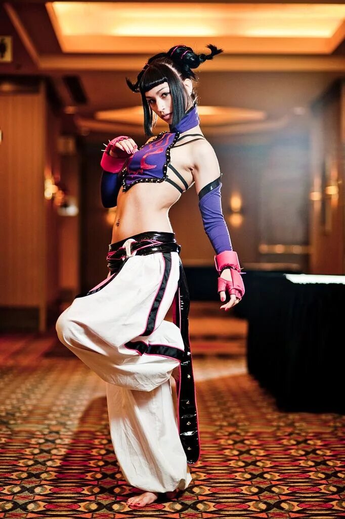 Street fighter косплей. Джури косплей стрит Файтер. Джури Cosplay. Juri Han Cosplay. Juri Han Street Fighter Cosplay.