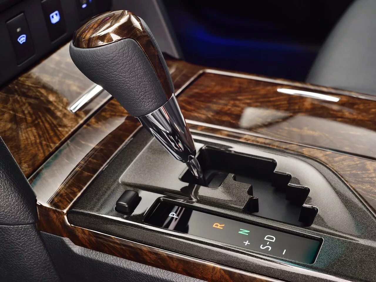 5 салон. Тойота камри 2016 рестайлинг. 5. Toyota camry xv40 коробка автомат. Ручка акпп toyota camry v40 3.