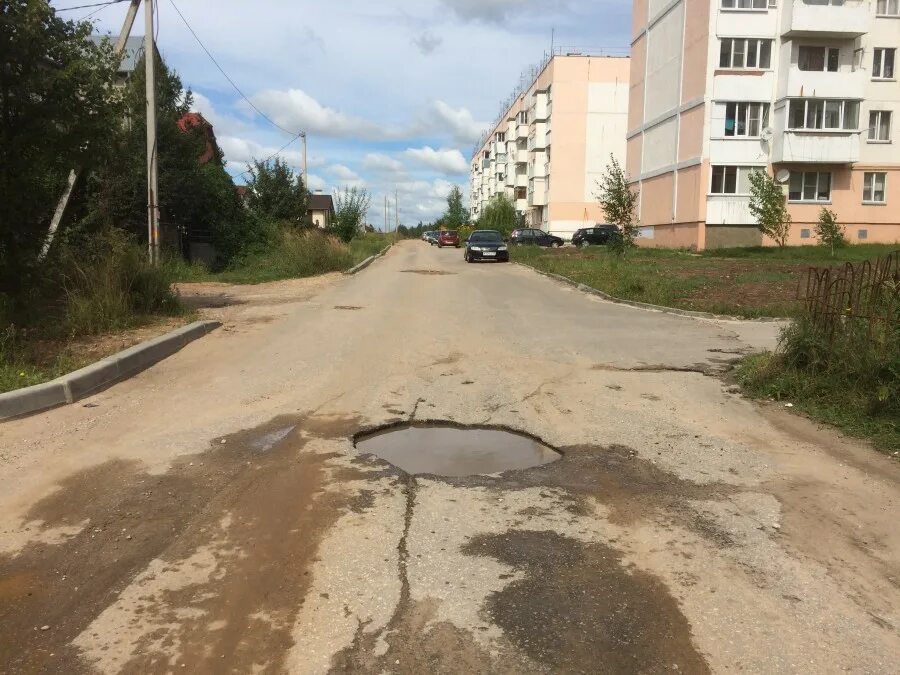 Погода мстихино. Мстихино Калуга. Храм во Мстихино Калуга. Мстихино фото. Дорога во Мстихино.