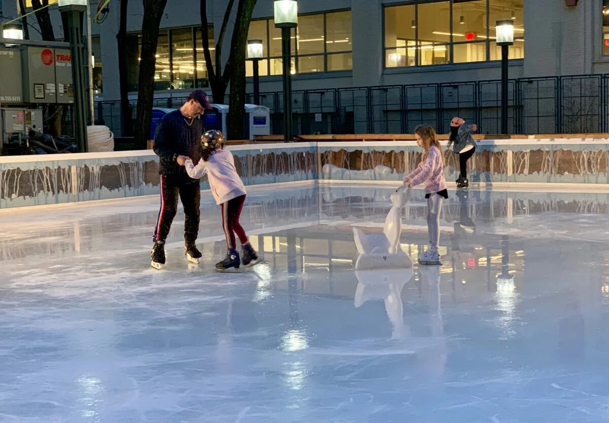 Ice skating. Ice Rink каток. Каток на Бали. Каток БШ (205). Каток Казань айс тайм.