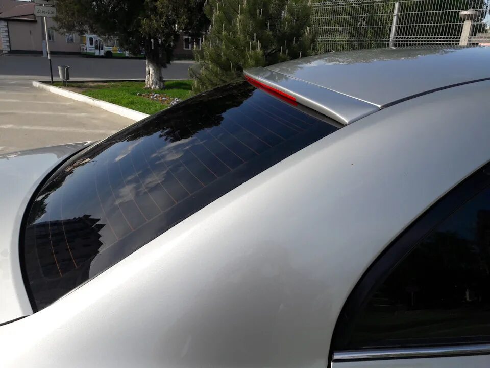 Козырек на задние стекло тойота. Toyota carina 1999 козырек заднего стекла. Козырек-спойлер зад. Козырек задний на чайзер 100. Козырек на задние стекло тойота.