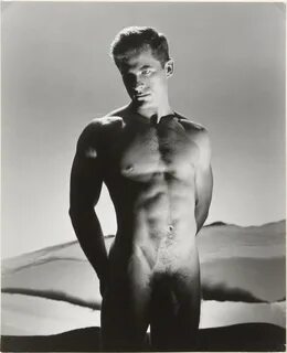 George Platt Lynes, 1952). 