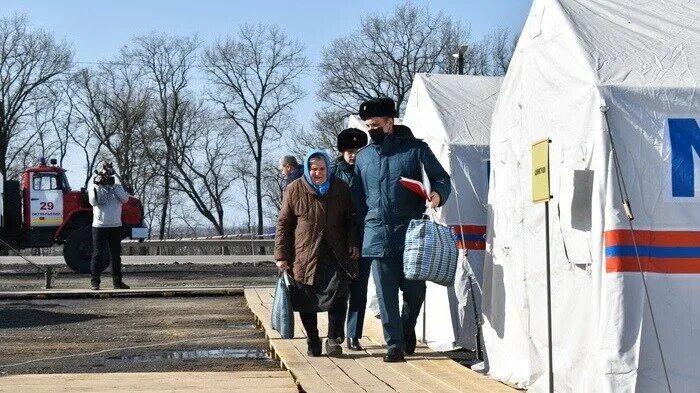 Пвр для белгородцев. Лагерь беженцев в Белгородской области. Пункт размещения беженцев в Белгороде. Белгород беженцы с Украины. Пункт временного размещения Белгород.