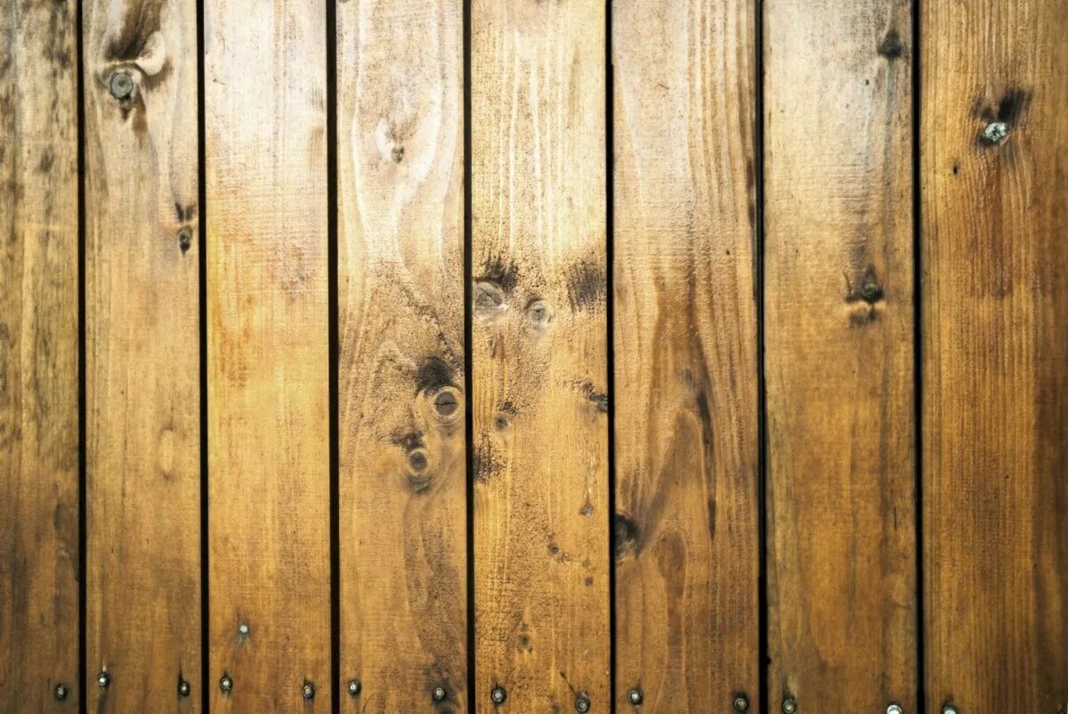 Красивый забор. Забор деревянный деревенский. Трава у забора. Фотообои забор. Фон забор.