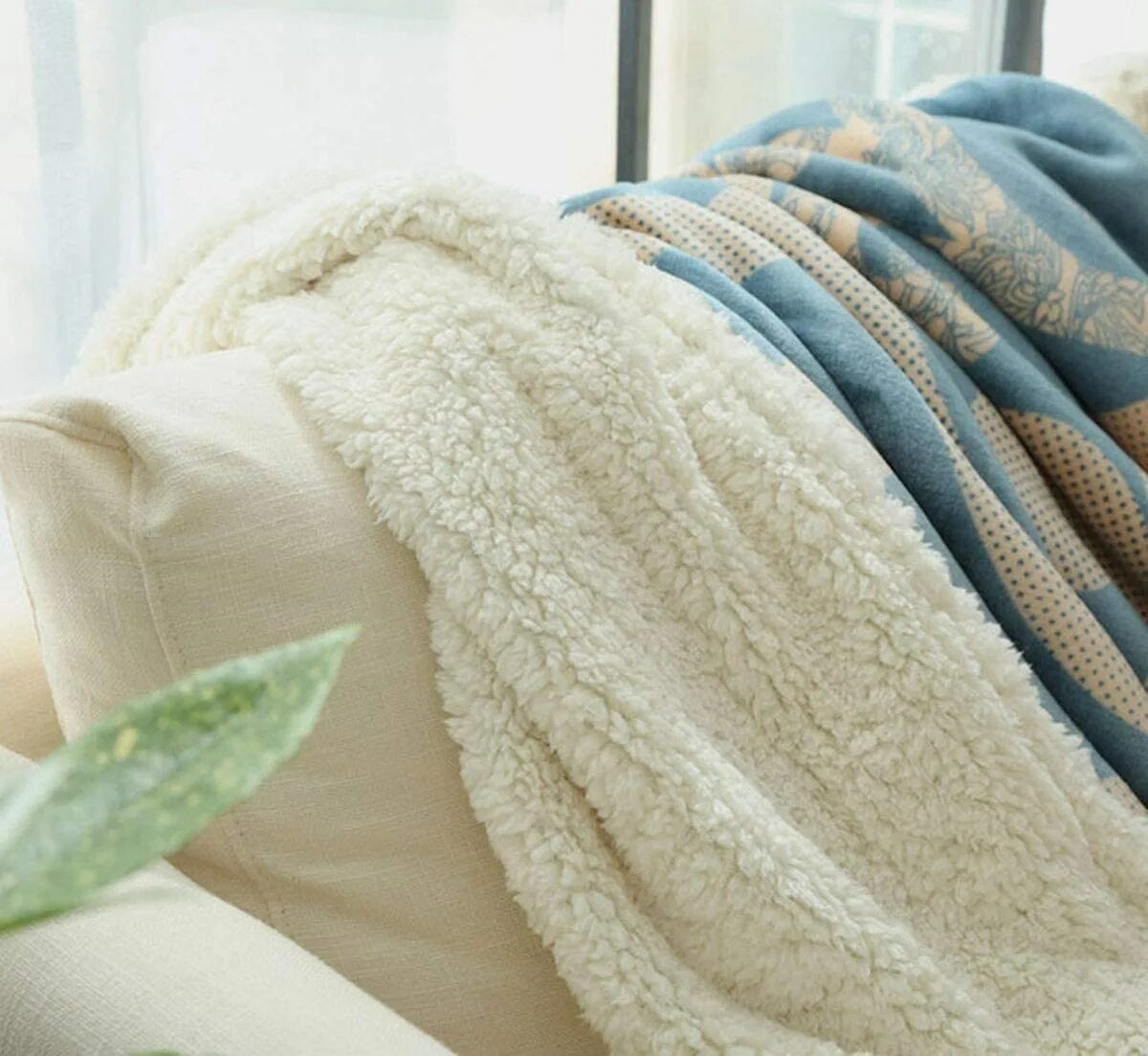 Толстый плед. Blankets Double Bed одеяло шерсть. Плед Hyseac Blanket Fleece. Берберский флис плед. Постирать плед.