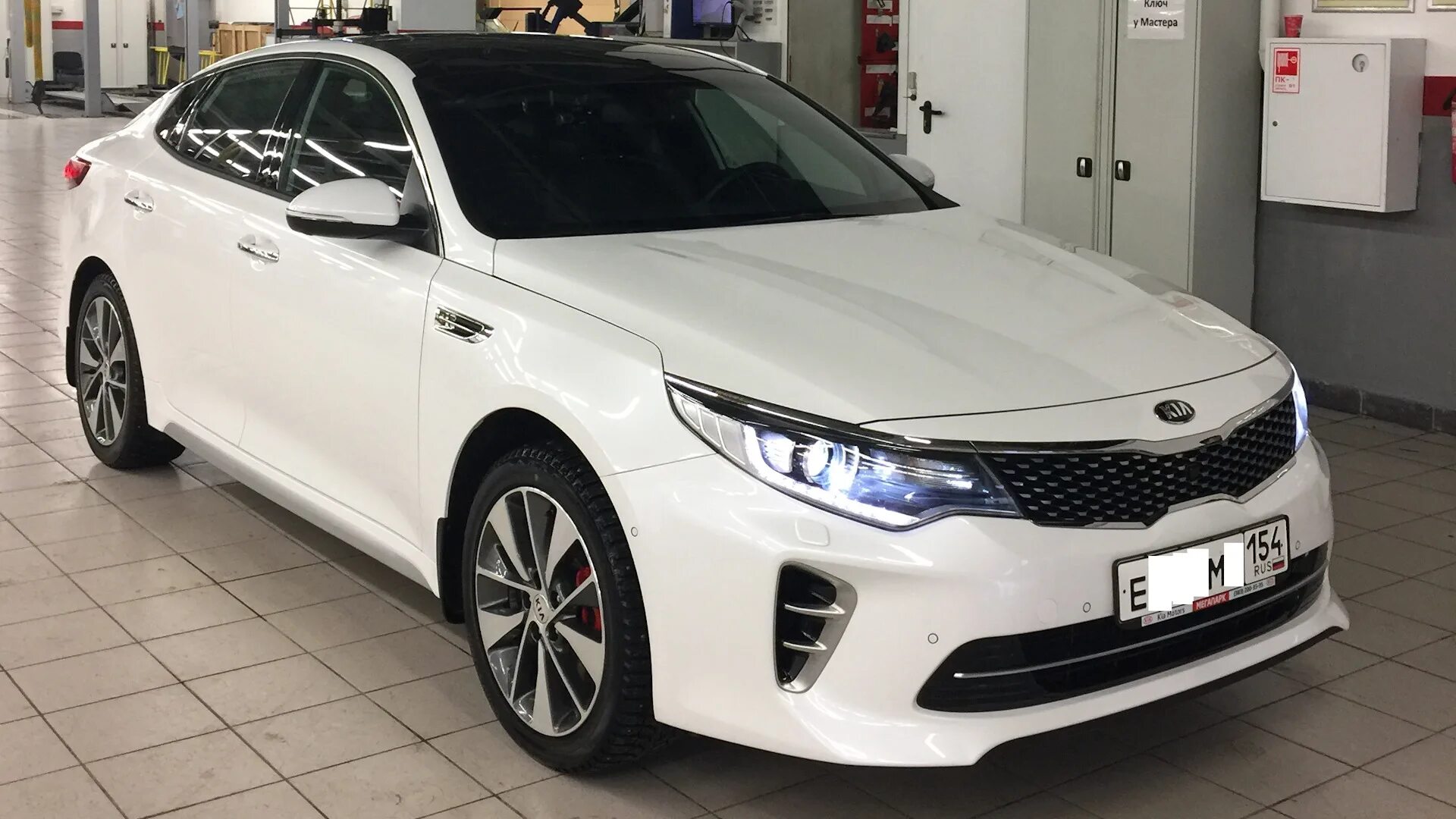 Киа джи ти лайн. Kia Optima gt. Kia Optima gt line. Kia Optima gt line 2017 белая. Kia Optima 2016 gt line.