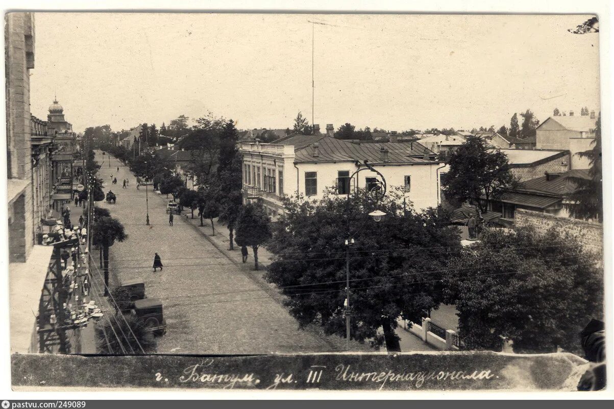 Площадь 3 интернационала. Ул.3 интернационала,80 димитровград. площадь третьего интернационала ульяновск. улица третьего интернационала димитровград аллея. вязники улица третьего интернационала.