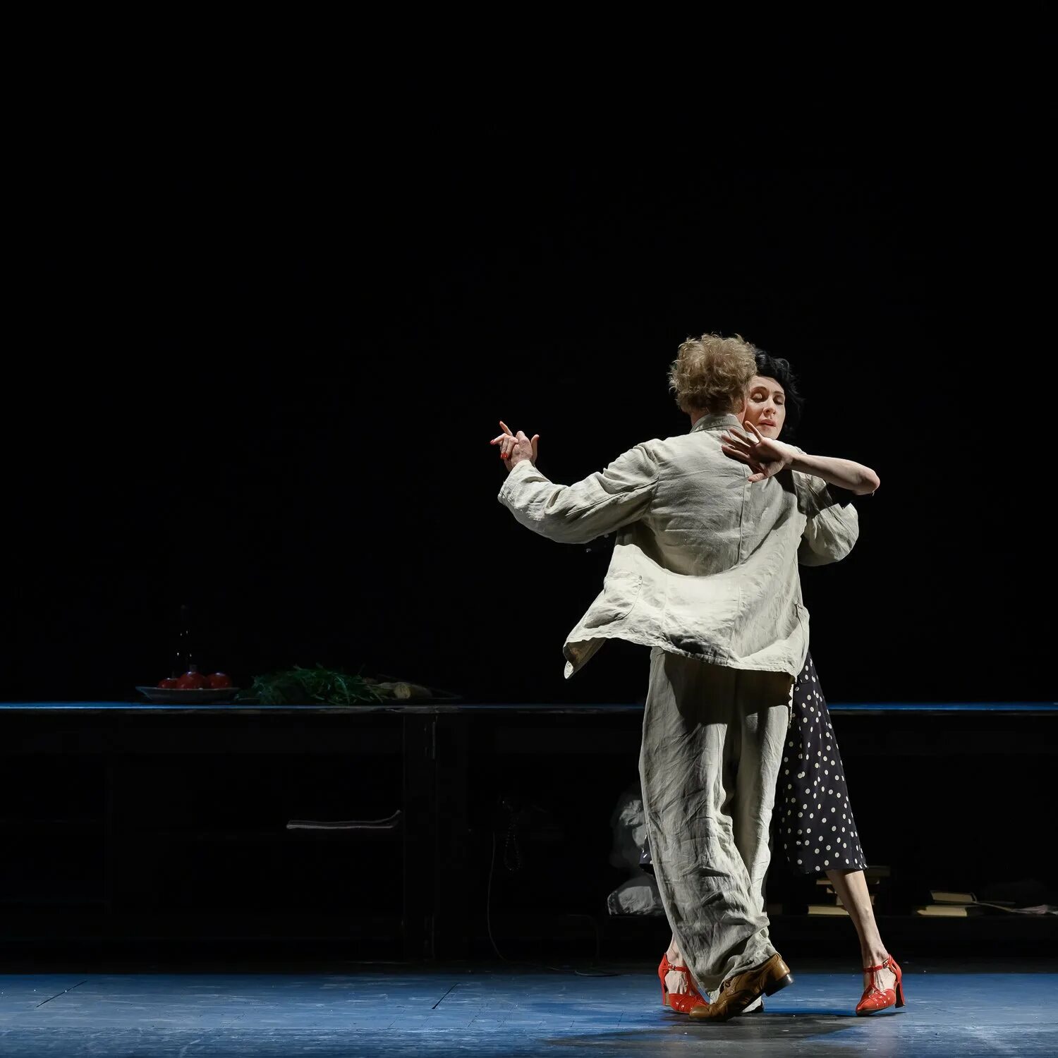 почему отменяют спектакли с серебряковым