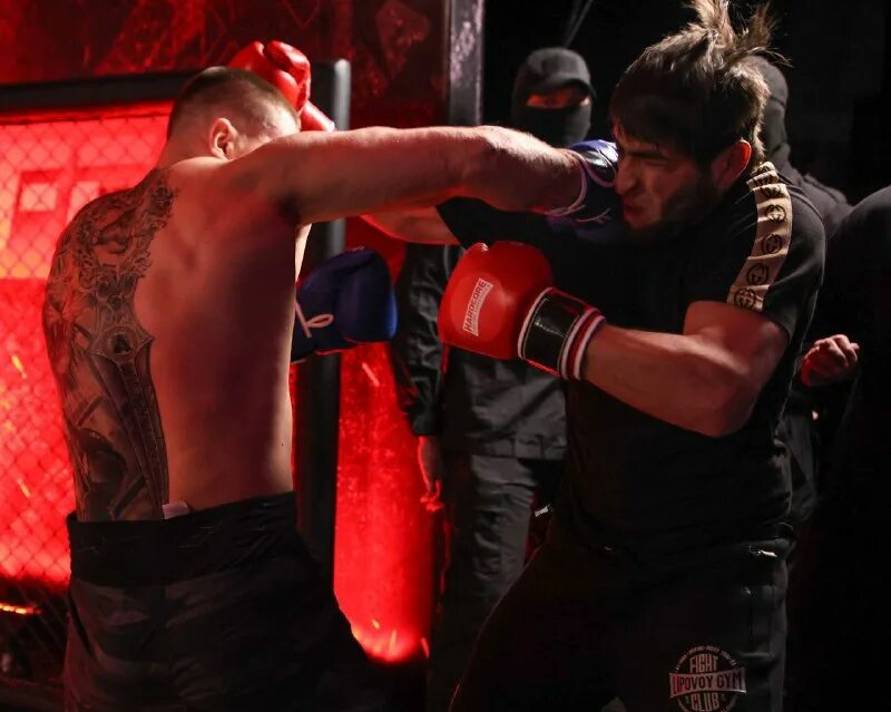 выход мма. реймонд даниелз карктист. раймонд дэниэлс. федор емельяненко райан байдера. эбони бриджес боец мма.