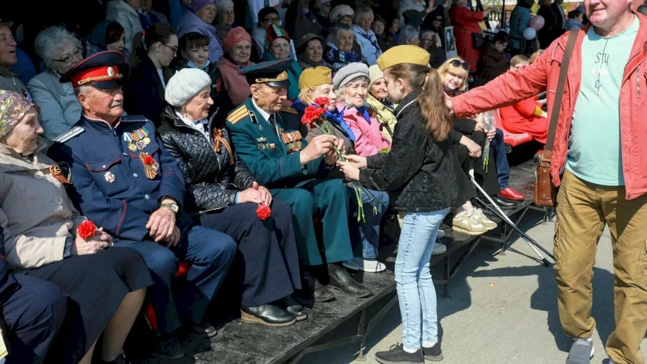 Показать на 9 мая погоду. Погода в москве 9 мая 1945. Прогноз москва. Центр воронежа в майский день. Показать на 9 мая погоду.