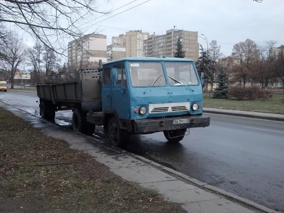Колхида сайт. Каз-608 колхида. седельный тягач каз 606 колхида. каз-607 колхида. кутаиси колхида.