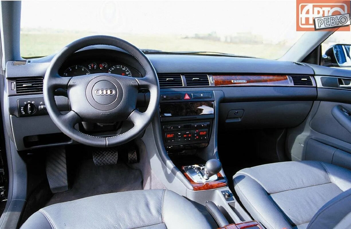 Audi a6 c5 салон. Audi a6 c5 1997. Ауди а6 c5 салон. Audi a6 1997.