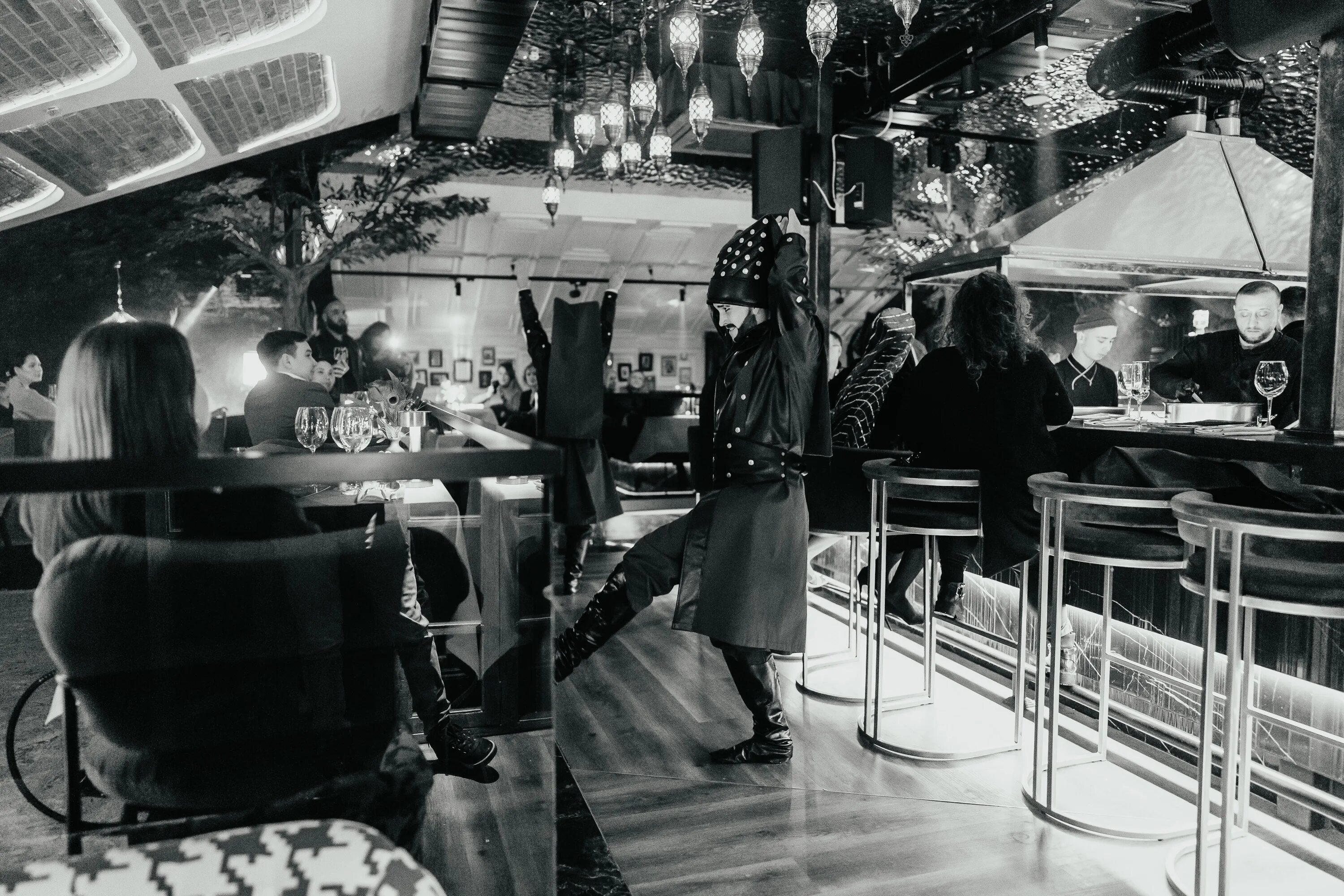 чернышевского 35 уфа. Dom ул чернышевского 69 уфа. здание арт-галерея уфа. Dom уфа ресторан. Dom ул чернышевского 69 уфа.